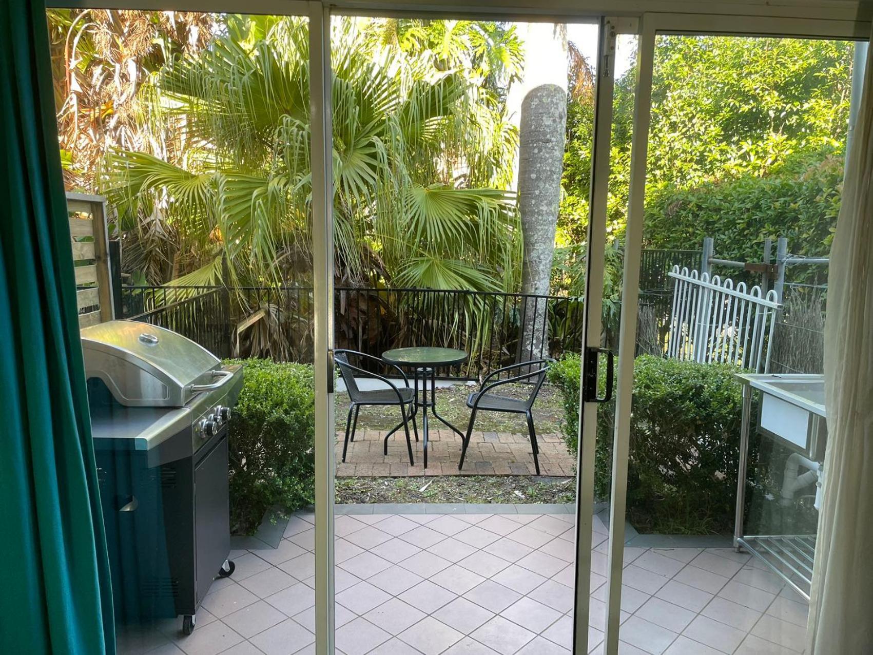 Seaside Garden Retreat Accommodation Wamberal Bagian luar foto